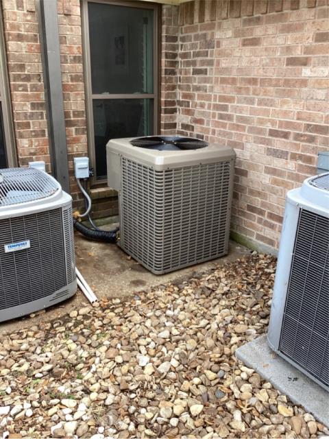 Allow our HVAC techs to repair your Heat Pump in Woodway TX